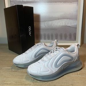 New Air Max 720 white/gray